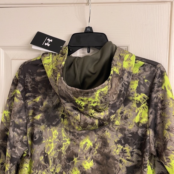 Under Armour Hoodie - Picture 8 of 11